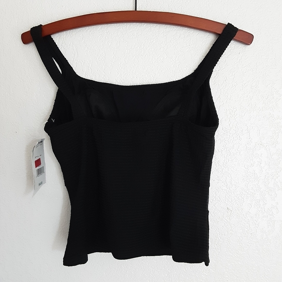 Mainstream - Picture 2 of 4